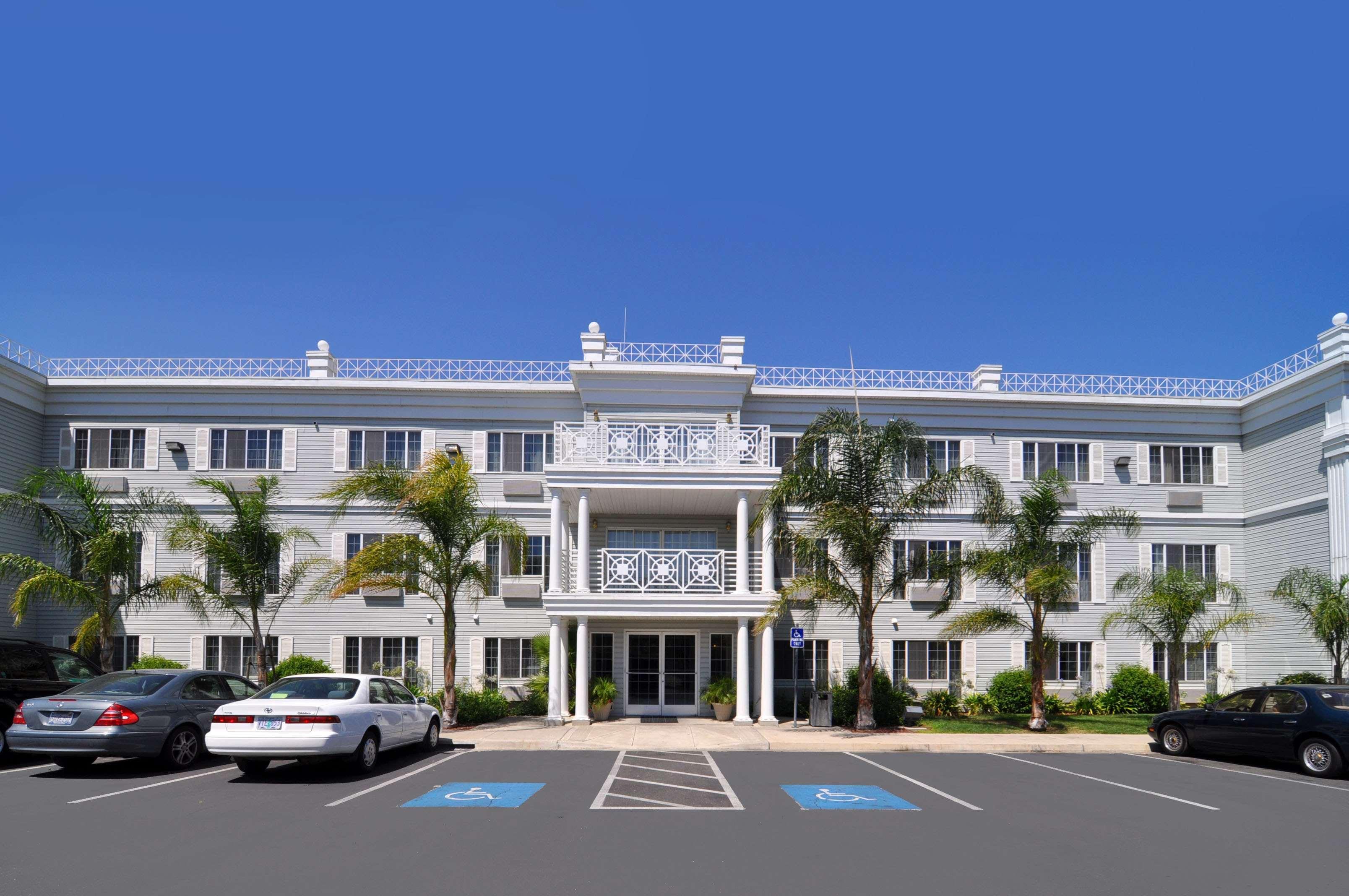 Best Western Luxury Inn Tracy Exterior foto
