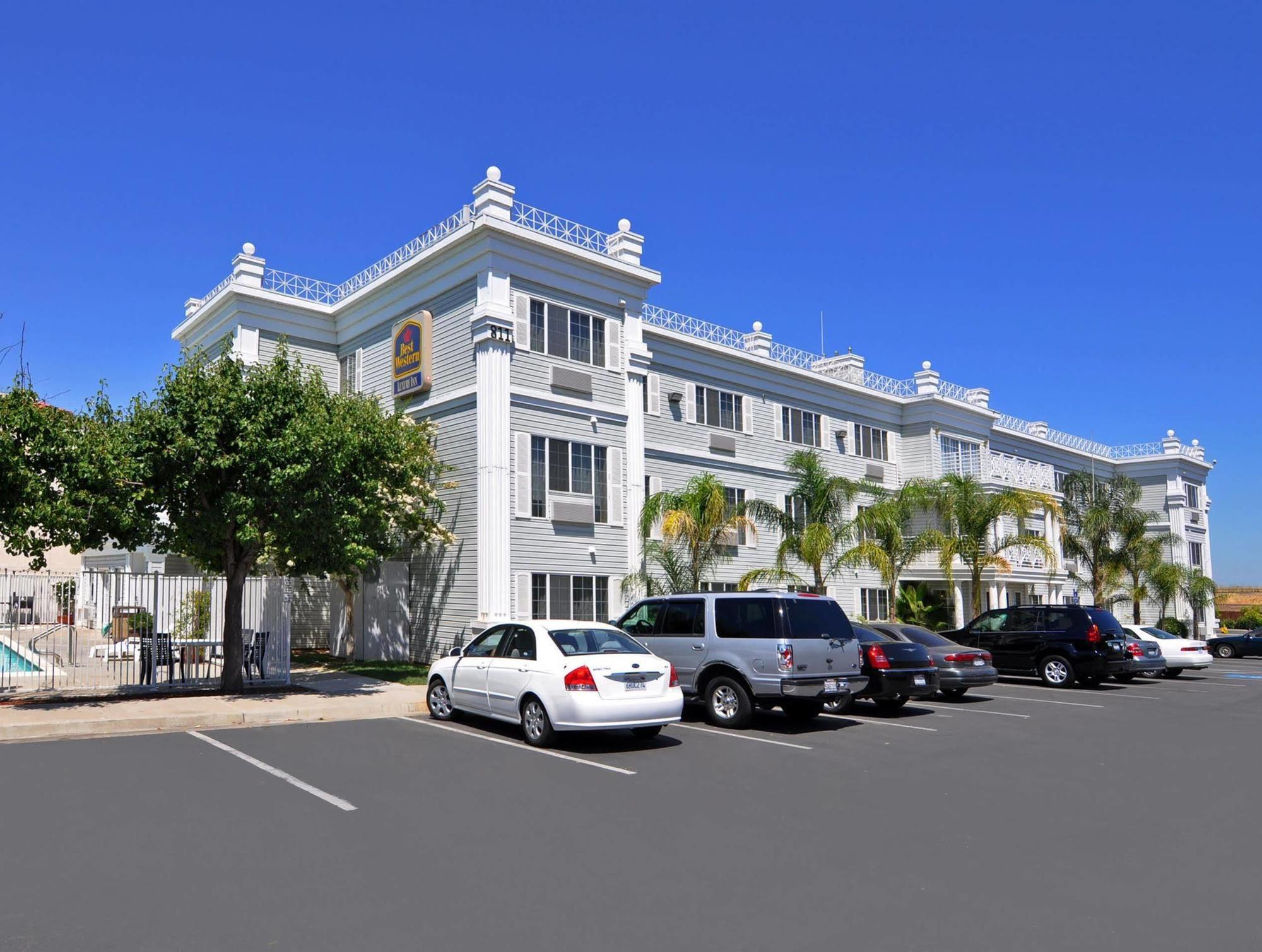 Best Western Luxury Inn Tracy Exterior foto